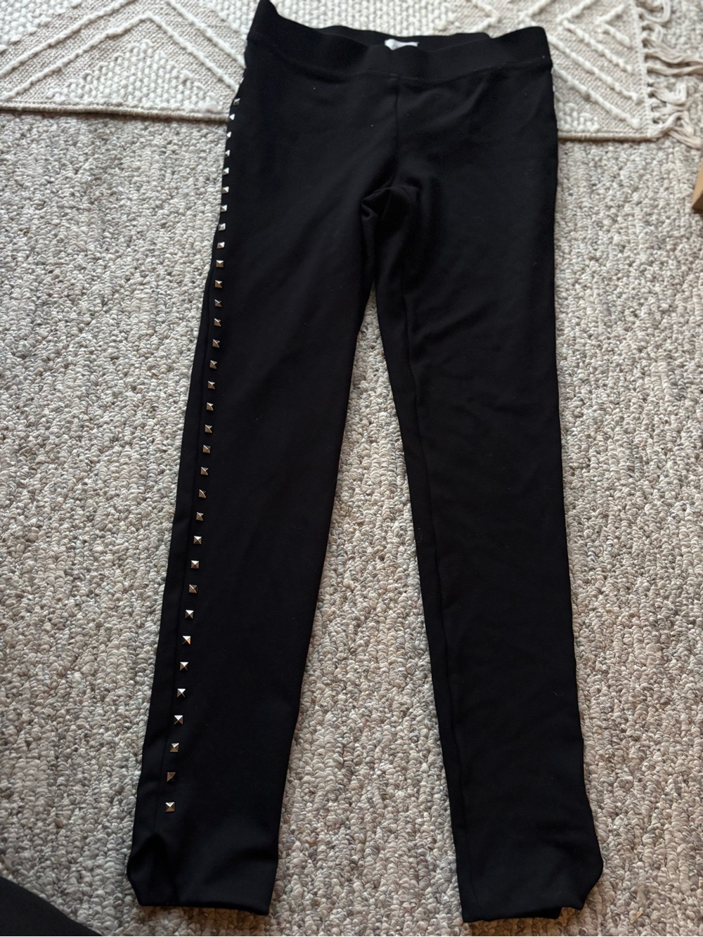 Cache Black Women's Stud-Trim Knit Leggings